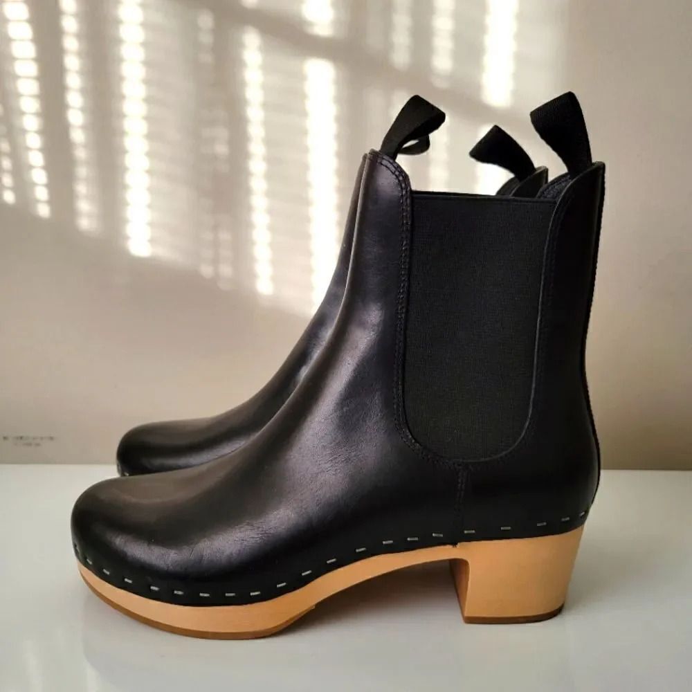 NWOT Loeffler Randall Anabelle Chelsea boots 7m
